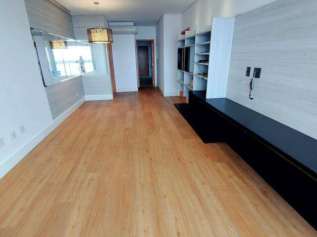 Apartamento para Venda em Santos - 3