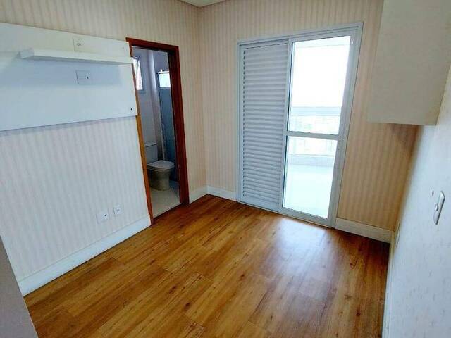 Apartamento para Venda em Santos - 4