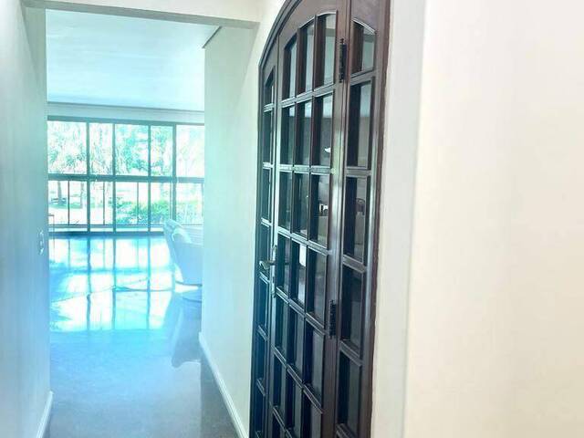 Apartamento para Venda em Santos - 5