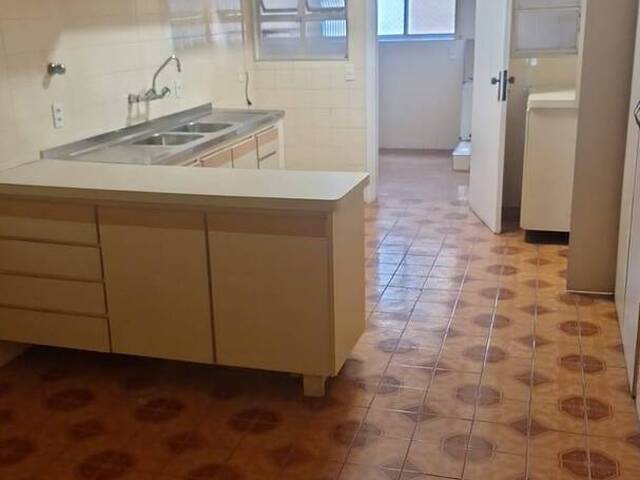 Apartamento para Venda em Santos - 3